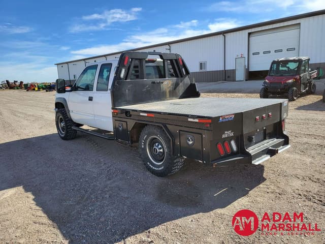 Image of GMC 2500 equipment image 3