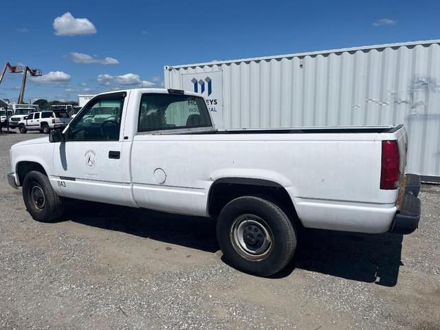 Image of GMC 2500 equipment image 1