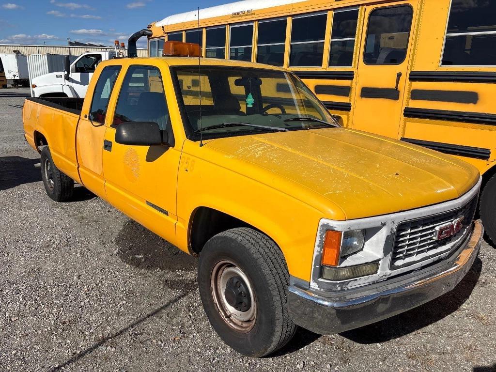 Image of GMC 2500 Primary image