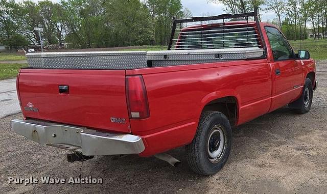 Image of GMC 2500 equipment image 4