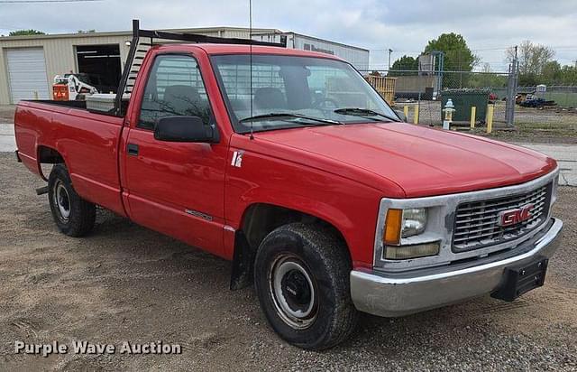 Image of GMC 2500 equipment image 2