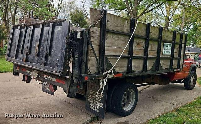 Image of GMC 3500 equipment image 4