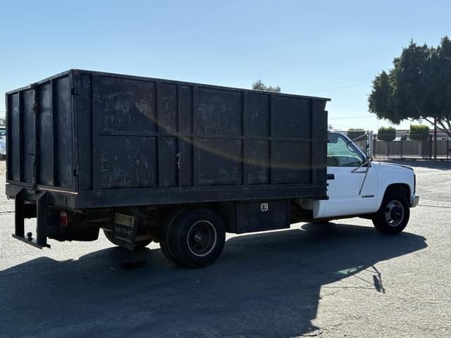 Image of GMC 3500 equipment image 2