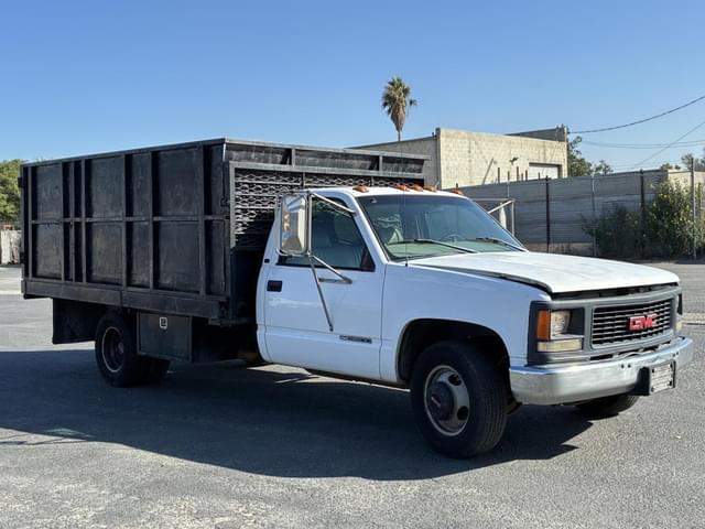 Image of GMC 3500 equipment image 1