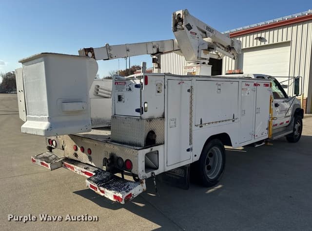 Image of GMC C3500 equipment image 4