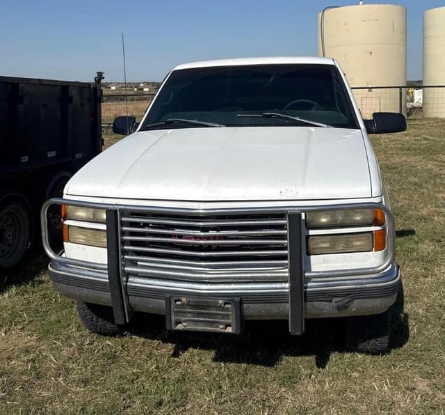 Image of GMC 2500 equipment image 1