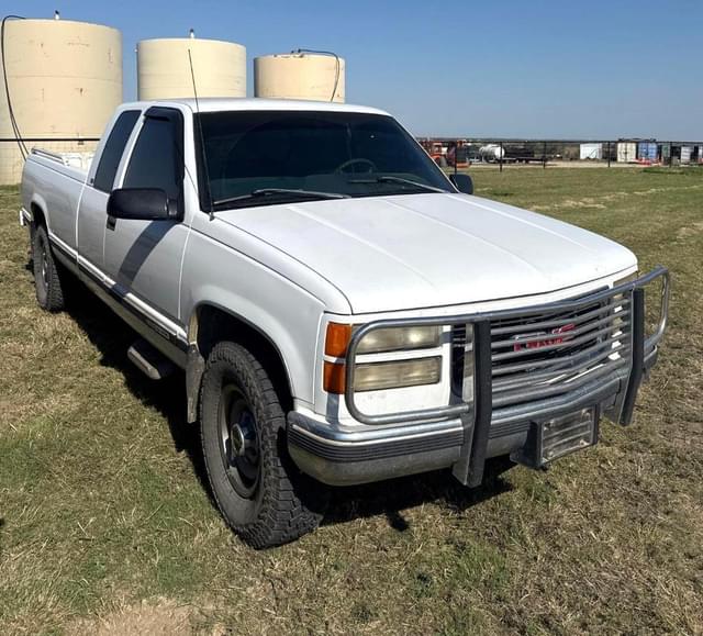 Image of GMC 2500 equipment image 2