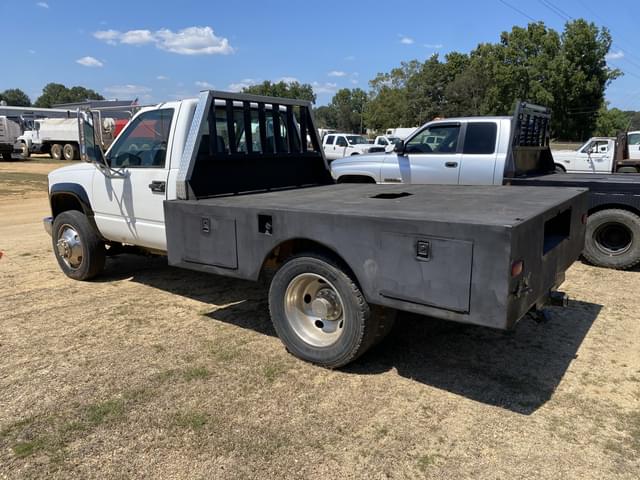 Image of GMC Sierra equipment image 1