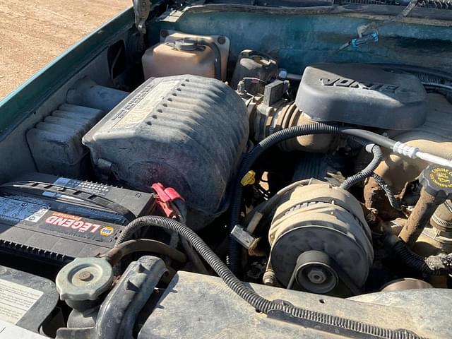 Thumbnail image GMC Sierra 36