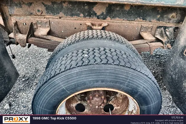 Image of GMC Topkick C5500 equipment image 3