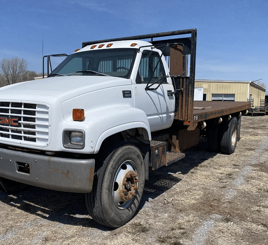 1998 GMC TopKick C6500 Other Equipment Trucks for Sale | Tractor Zoom