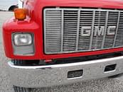 Thumbnail image GMC Topkick C7500 8