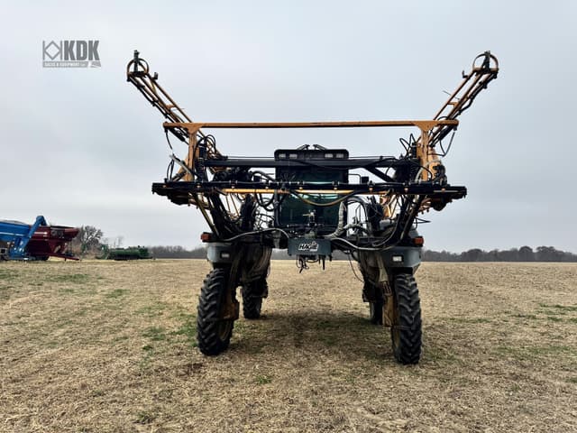 Image of Hagie 2100 equipment image 2