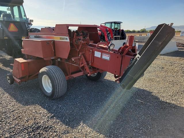 Image of Hesston 4655 equipment image 3
