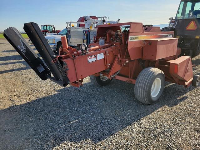Image of Hesston 4655 equipment image 2