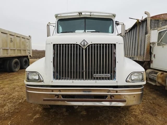 Image of International 9200 equipment image 4