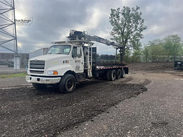 Image of Ford L8000 equipment image 2