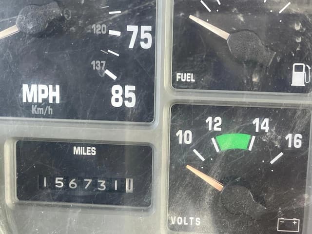 Image of International 4700 equipment image 3