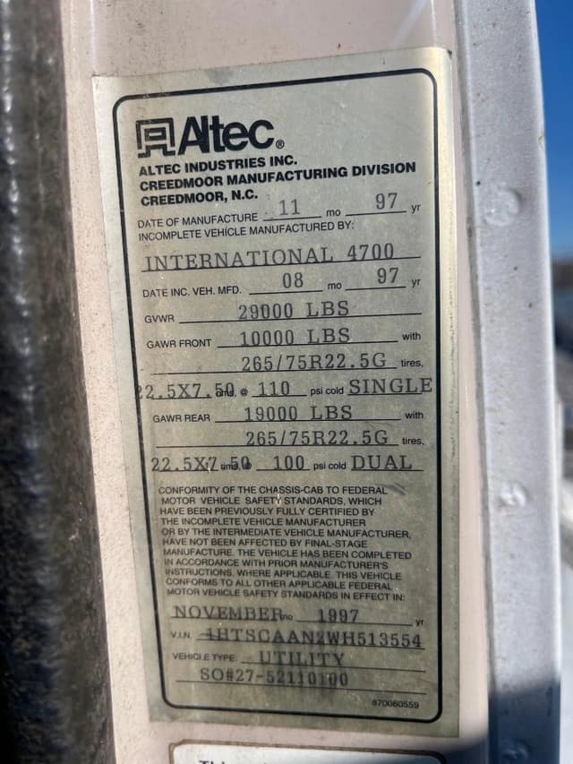 Image of International 4700 equipment image 2