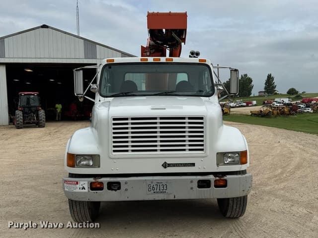 Image of International 4700 equipment image 1
