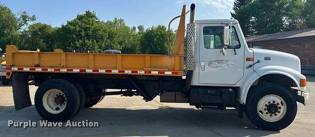 Image of International 4700 equipment image 3