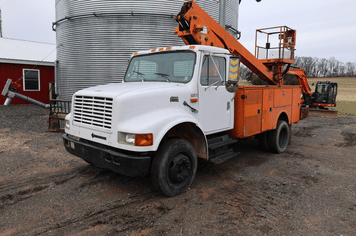 Main image International 4700