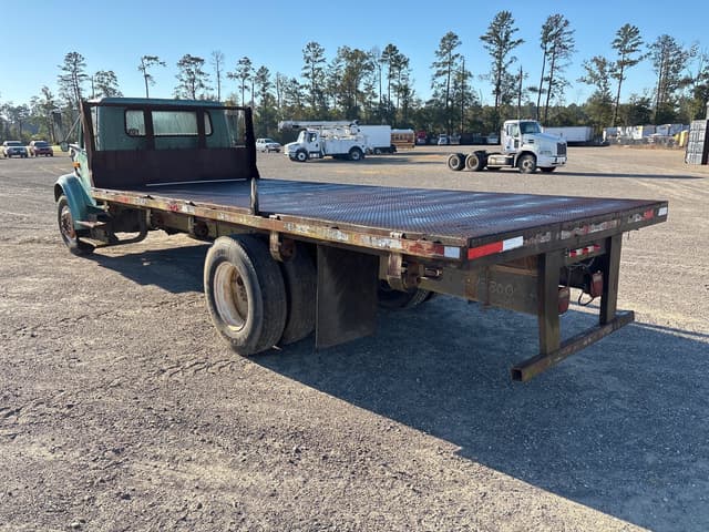 Image of International 4700 equipment image 4