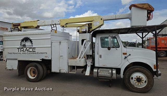 Image of International 4700 equipment image 3