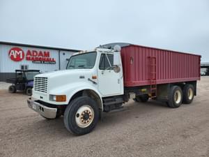 1998 International 4700 Image