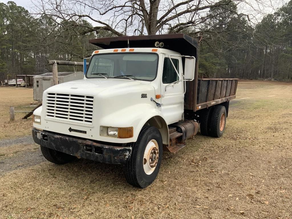 1998 International 4700 Equipment Image0