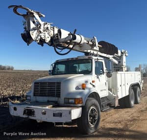 1998 International 4900 Image