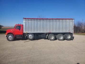 Main image International 4900