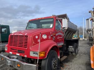 1998 International 8100 Image