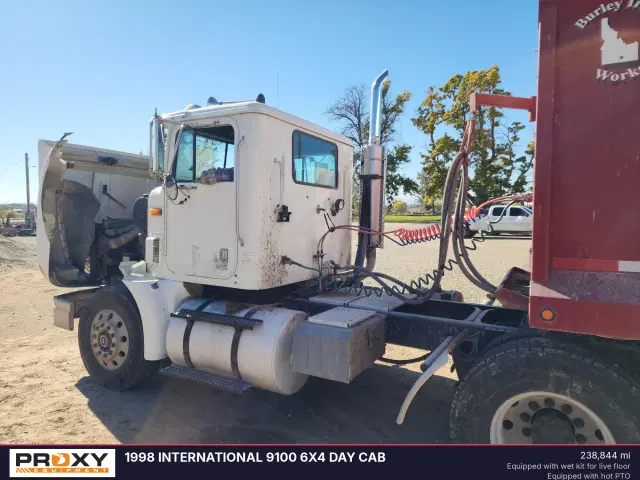 Image of International 9100 equipment image 3