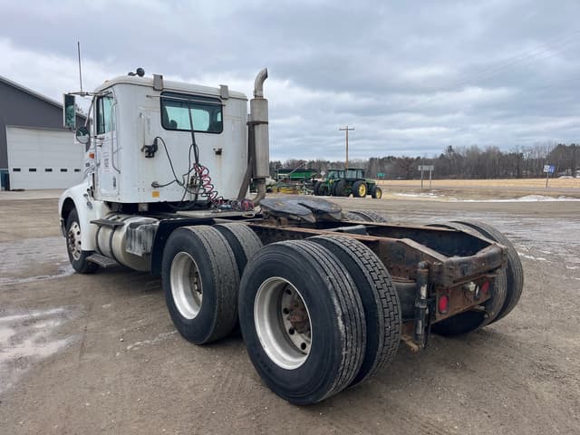 Image of International 9100 equipment image 2