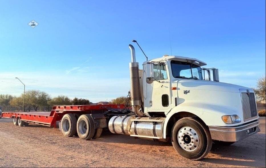 1998 International 9200 Equipment Image0