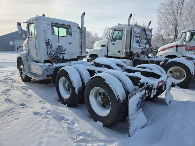 Image of International 9200 equipment image 3