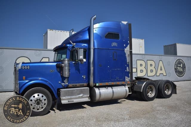 Image of International 9300 equipment image 3