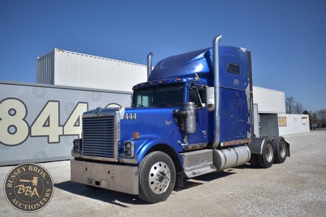 Image of International 9300 equipment image 1