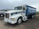 1998 International 9400 Image