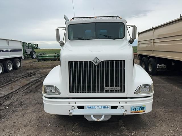 Image of International 9400 equipment image 1