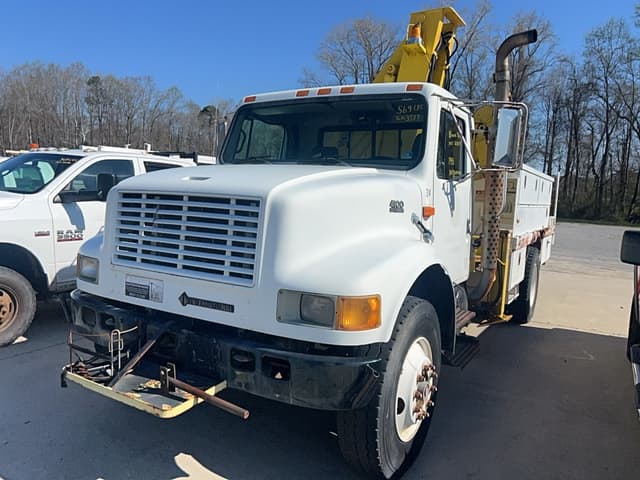 Image of International 4900 DT466 equipment image 1