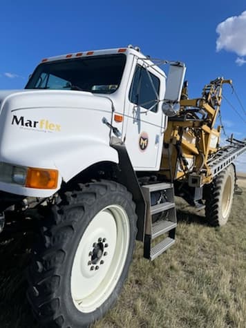 Main image International 4900