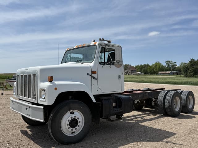 Image of International S2500 equipment image 4