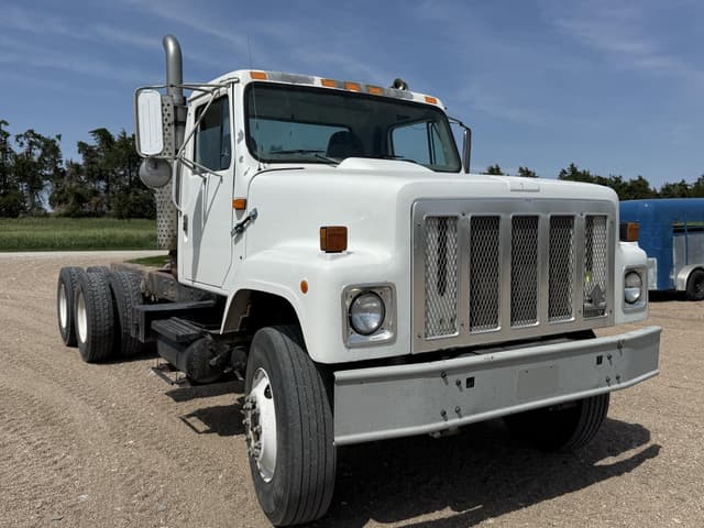 Image of International S2500 equipment image 1