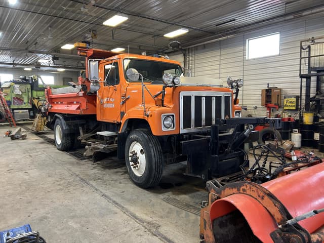 Image of International 2554 equipment image 1