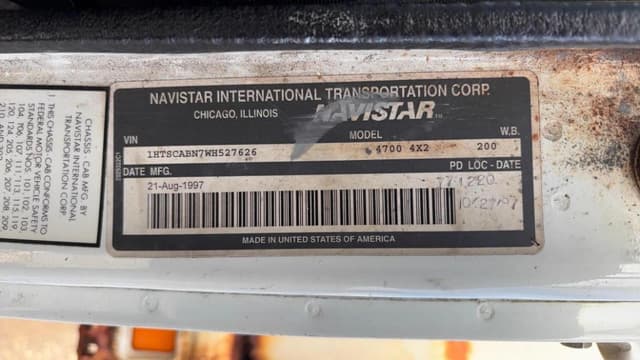 Image of International 4700 equipment image 2