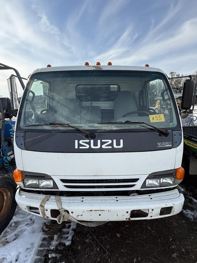 Image of Isuzu NPR equipment image 2