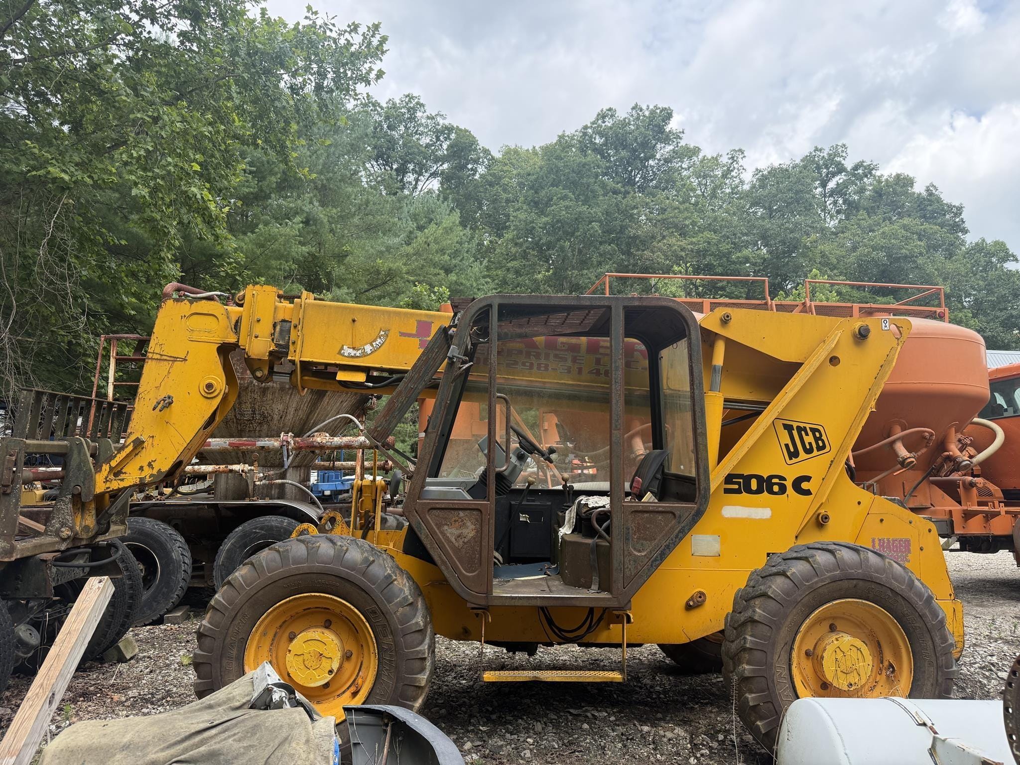 1998 JCB 506C Equipment Image0