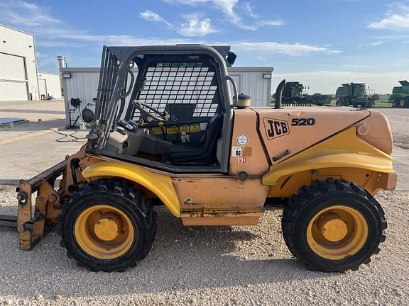 Image of JCB 520 equipment image 1